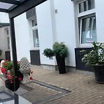 Am Freihafen Otel Duisburg