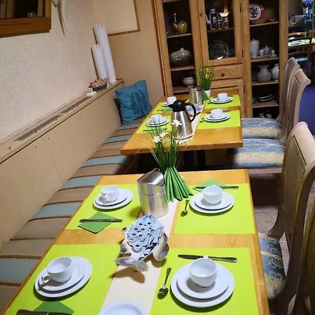 Hotel Am Freihafen 2*