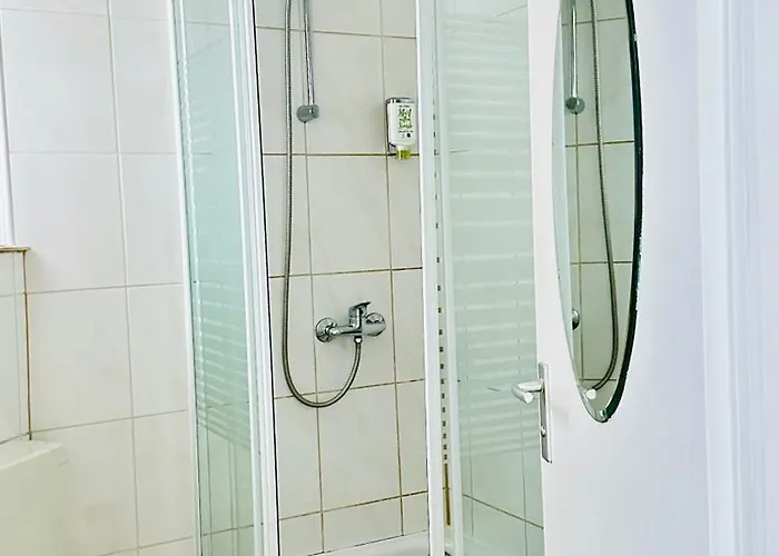 Am Freihafen Szálloda