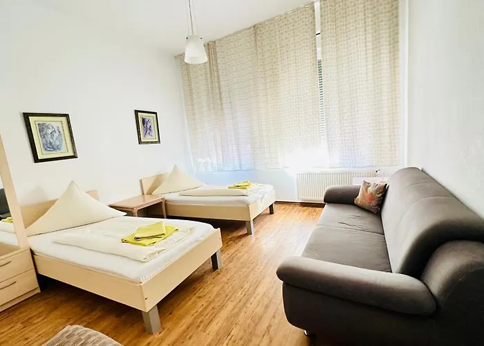 Am Freihafen Szálloda Duisburg