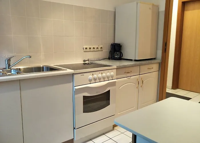 Am Freihafen Szálloda Duisburg